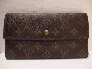 ブランド財布を売るなら横浜市中区の買取専門店 大吉 カトレヤプラザ伊勢佐木店。