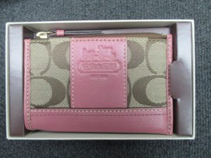 三田駅前でブランド品の高価買取をしています!