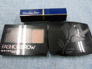 化粧品も買取ます！！天満の大吉天神橋商店街店！！