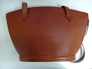 大吉 調布店で買取したヴィトン（LV）のバッグ