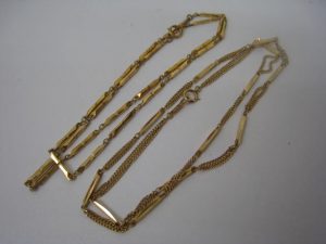 茅ヶ崎にお住まいのお客様から金のアクセサリーを買取りしています。