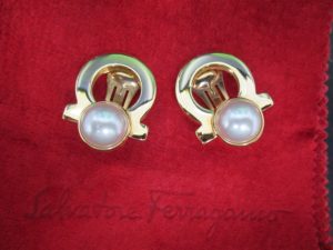フェラガモ パールイヤリング買取しました　買取専門店大吉ウエステ垂水