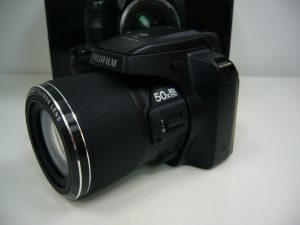 カメラのお買取りなら天神橋筋商店街の大吉へ