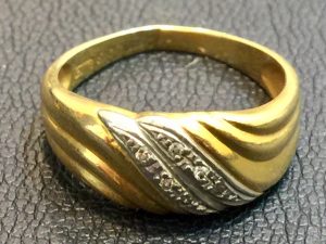 18金プラチナコンビの指輪をお買取り!買取専門店 大吉 イオンタウン仙台泉大沢店です。