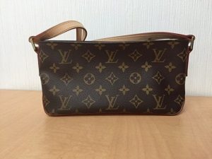 ブランドのバッグをお買取なら買取専門店大吉大和店にお任せください