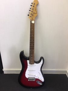ギターやベースもお買取致します。　大吉葛西店
