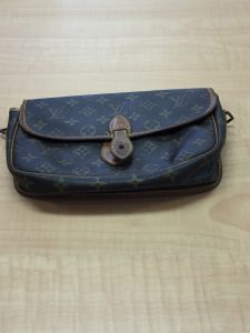 壊れたLVのバックも大吉円山公園店では買取いたします！