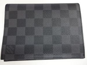 ルイ・ヴィトンのノートブックカバーを買取ました。大吉 調布店です!