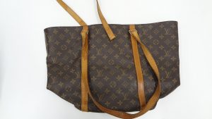 伊勢崎市のお客様よりLVサックショッピングを買取りました!