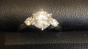 プラチナダイヤリング