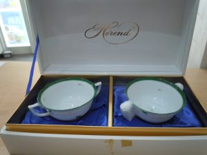 大村のお客様からヘレンド(HEREND)のブランド食器を買取りました。長崎築町店