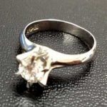 高級タウン成城!ダイヤの買取も高級なのは買取専門店大吉成城学園前店!