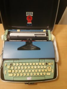 緑区のお客様から処分に困ったタイプライターをお買取りしました！大吉　四季の森店