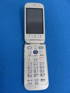 docomo らくらくフォン の買取は、池田市の大吉池田店