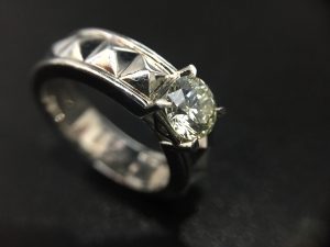 ダイヤモンドお買取りします 大吉長崎屋小樽店