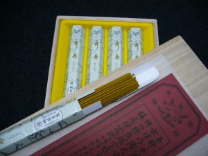 お線香のお買取りなら天神橋筋商店街の大吉へ