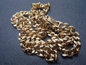 金のネックレスを高く売るなら買取専門店 大吉ゆめタウン八代店へ！