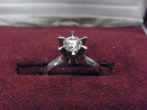 大吉東武練馬店|板橋区赤塚のお客様よりダイヤモンドを買取しました。地域No.1高価買取宣言中!