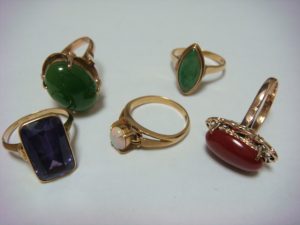 ルビー、サファイヤ、エメラルド、オパールなど！色石のお買取なら大吉二子玉川店にお任せください！