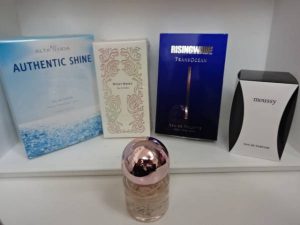 大吉 調布店で買取した香水