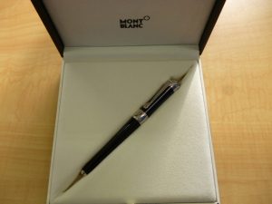 %e3%83%a2%e3%83%b3%e3%83%96%e3%83%a9%e3%83%b3%e3%80%80%e4%b8%87%e5%b9%b4%e7%ad%86-1