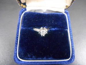 買取専門店 大吉 JR八尾店でお買取させて頂いたダイヤ(リング)です。