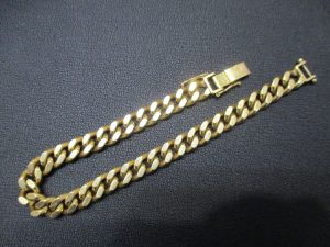 小倉南区、大吉サニーサイドモール小倉店で買取りました喜平のブレスの画像です