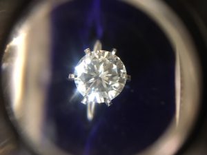 ダイヤ高価買取中の大吉小倉店です。