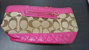 コーチのお買取は和光市駅から徒歩2分の大吉へお任せください!