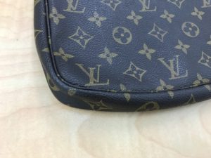 ヴィトン、アクセサリーポーチ、ロレックス・エルメス・ヴィトン・タグホイヤー・時計・バック・シャネル・マトラッセ・買取・高価買取・逗子・逗子駅・葉山・能見台・京急富岡・鎌倉・高価買取・買取専門店大吉逗子店・金・プラチナ・ダイヤモンド・ダイヤ・ブランドp・ブランド品・LV・グッチ・エルメス・バーキン・出張買取・郵送買取。上大岡・上永谷。杉田・京急・バス。財布・切手・金券。商品券。中国切手・大吉。六浦・万年四・ペン.JPG (1).JPG