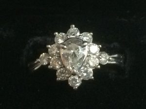 ダイヤモンド付き プラチナリング 総キャラット1ct!