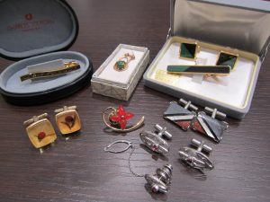 大吉イオンタウン宇多津店では、ネクタイピン買取致します。