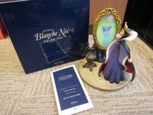 白雪姫　魔女「エビルクイーン」　フィギュア　限定100/500買取致します。