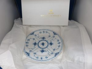 ロイヤルコペンハーゲン フルレースプレートをお買取りさせて頂きました。