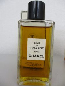 茅ヶ崎 買取 香水