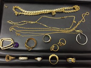 金のリングとネックレスをお買取りしました!大吉久留米へお越しください!