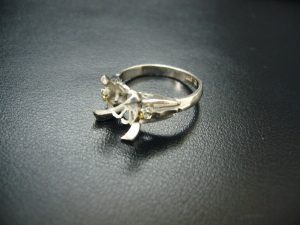 プラチナリングのお買取りなら天神橋筋商店街店の大吉へ