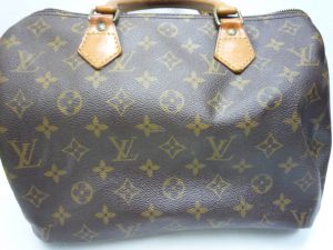 堺泉北の皆様、LVバックの高価買取は大吉泉北クロスモール店へ