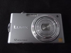 大吉東武練馬店|東武東上線のお客様よりデジカメを買取いたしました。