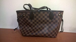 鈴鹿市のお客様からブランド品をお買取りしました。 地域No.1高価買取宣言中!大吉イオンタウン鈴鹿店です。