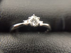 小さいダイヤモンドでもお値段つけます！福山市、大吉サファ福山店です。
