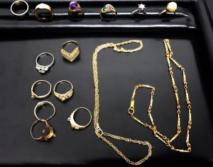 金、プラチナ、ネックレス、指輪、ピアス、イヤリング、宇部市、買取り