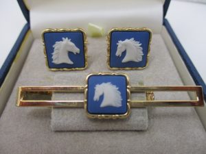 カフス,タイピン高価買取致します。生駒駅からすぐの買取専門店大吉グリーンヒルいこま店でお買取させて頂きましたカフス,タイピンの画像です。