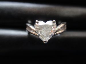 大吉 武蔵小金井店 ダイヤモンドの画像です。