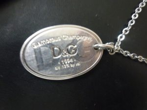 堺泉北の皆様、ドルガバの高価買取は大吉泉北クロスモール店へ