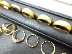 使わない指輪・ネックレスなど貴金属お買取り致します。買取専門店大吉ゆめタウン中津店です。