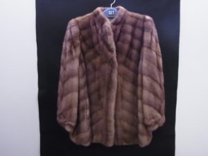 大吉東武練馬店｜板橋区のお客様よりミンクのコートをお買取りしました。