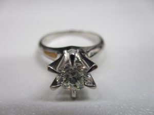 ダイヤモンド高価買取致します。生駒駅からすぐの買取専門店大吉グリーンヒルいこま店でお買取させて頂きましたダイヤモンドの画像です。