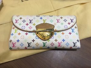 LV(ヴィトン)なら汚れがあっても買取ります!!大吉エスモール鶴岡店