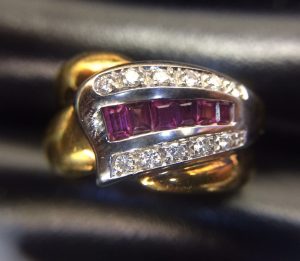 横須賀で金やプラチナの高価買取は大吉　横須賀中央店